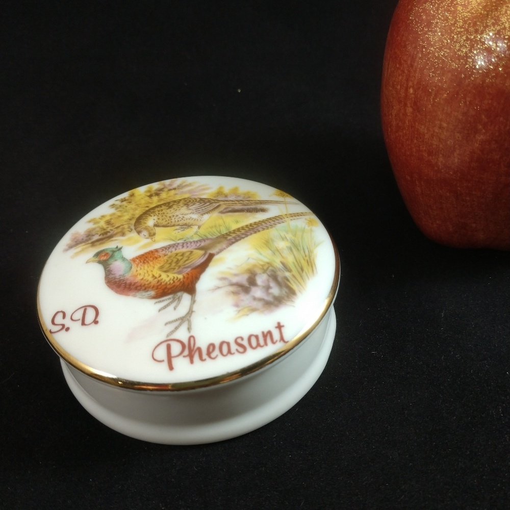 Ceramic Pheasant trinket box
